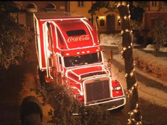 Brytyjczycy mają problem z ciężarówkami Coca-Coli 