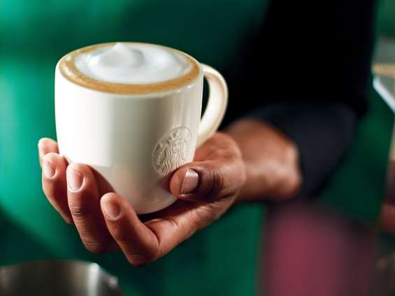 Starbucks umacnia pozycję w Polsce 