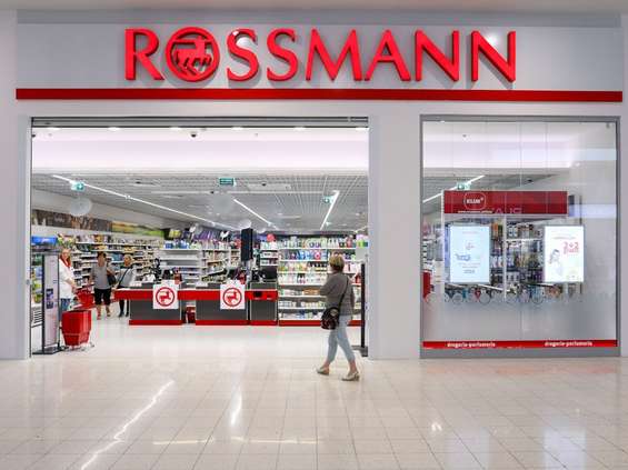 Rossmann w Pasażach Tesco 