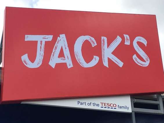 Tesco sprzedaje produkty pod marką Jack's 