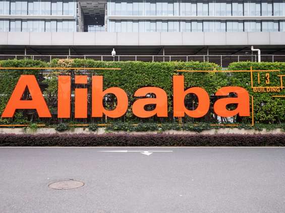 Miraculum sprzedaje z Alibabą 