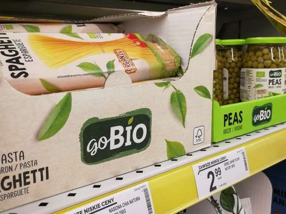Polacy coraz częściej kuszeni produktami bio