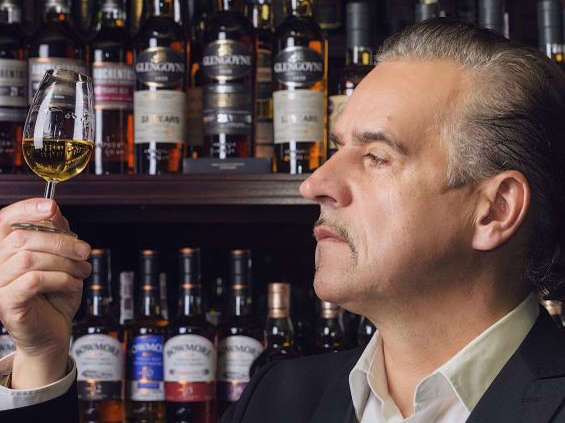 Whisky zdobywa podniebienia Polaków
