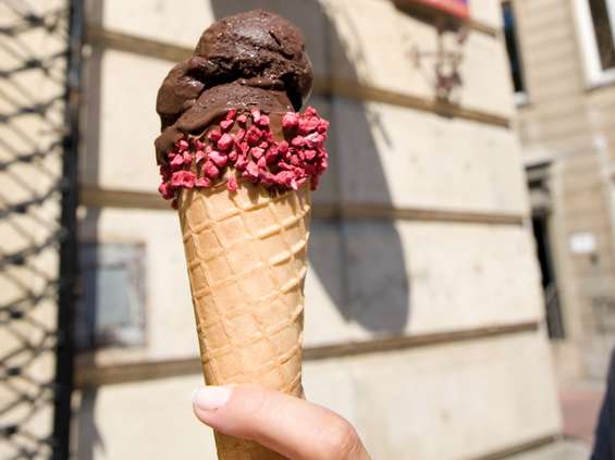 Rzemieślnicze lody czekoladowe - zdrowy hit lata! 