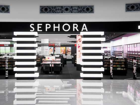 Perfumeria Sephora z flagowym sklepem 