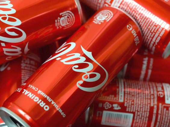 Zyski Coca-Coli wystrzeliły 