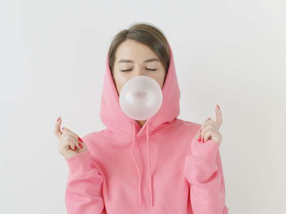 1 lutego - Światowy Dzień Gumy do żucia 