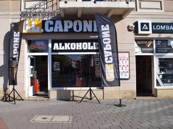 Al. Capone przymierza się do otwarcia 100. sklepu 