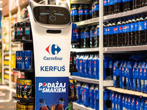 W Carrefourze roboty sprzedają chipsy Lay's i Pepsi