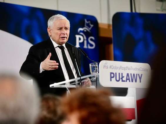 Jarosław Kaczyński ma chrapkę na Żabkę 